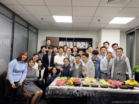 名天商务咨询 您企业成长的专业智囊与可靠伙伴